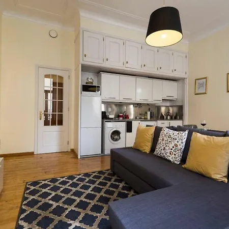 Ola - Chiado I Apartment